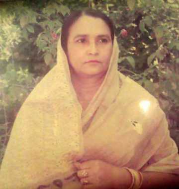 রওশন আরা বেগমের দাফন সম্পন্ন 